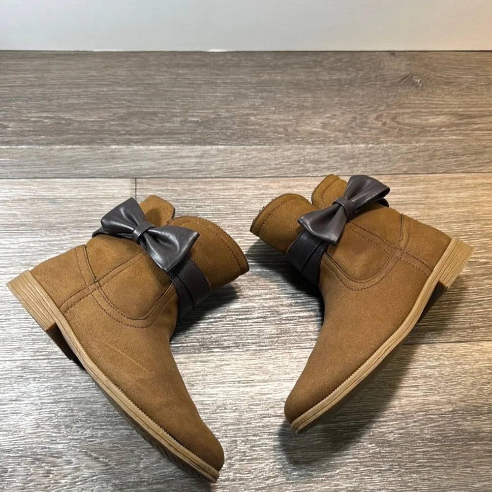 Ugg Brown Ankle Boots with Bow Detail size 36